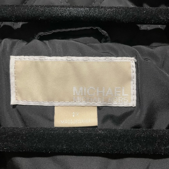 Michael Kors Belted Jacket - Picture 4 of 4